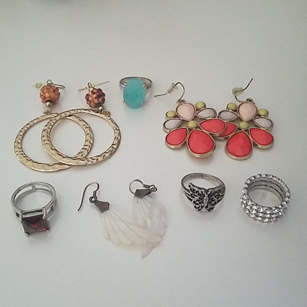 Jewelry earrings and rings